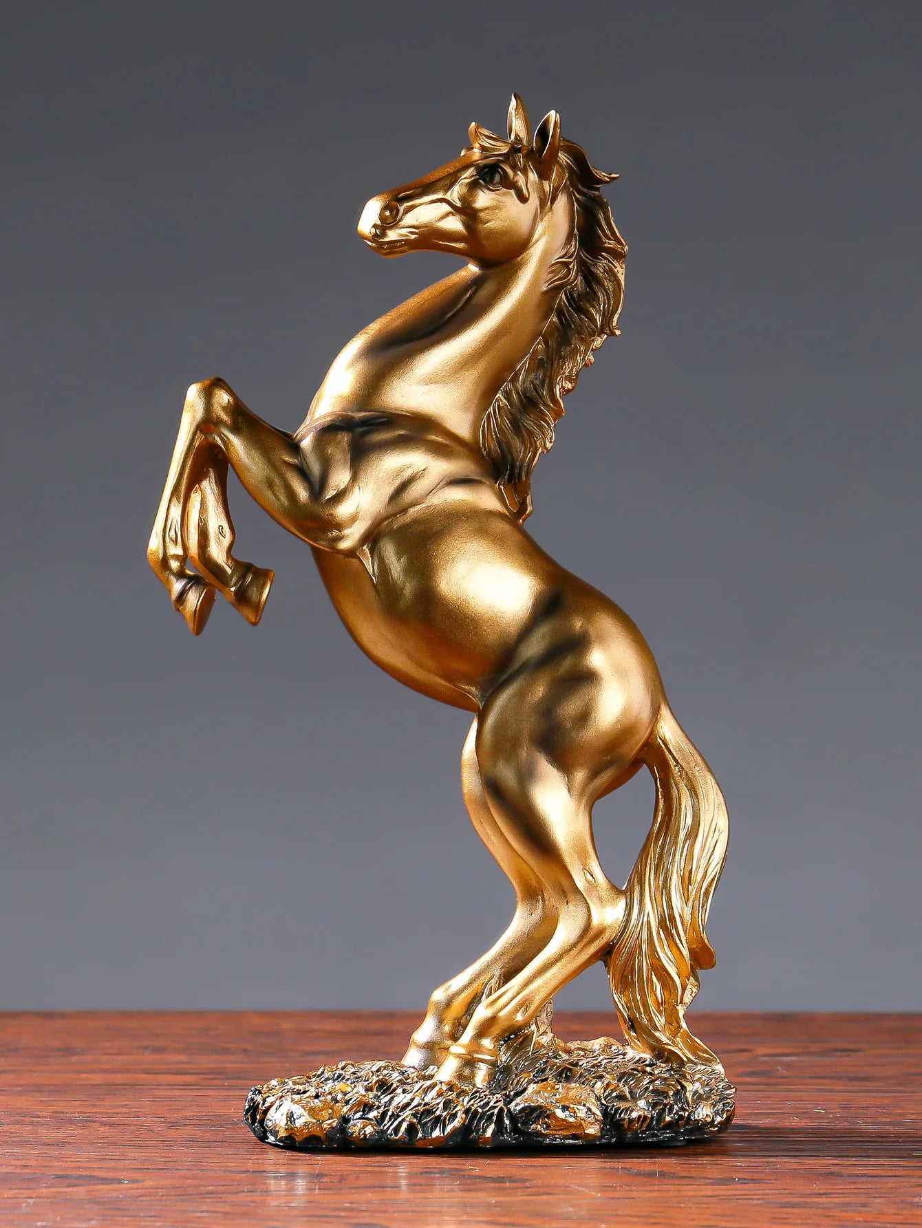 GOLDEN TRIUMPH STALLION